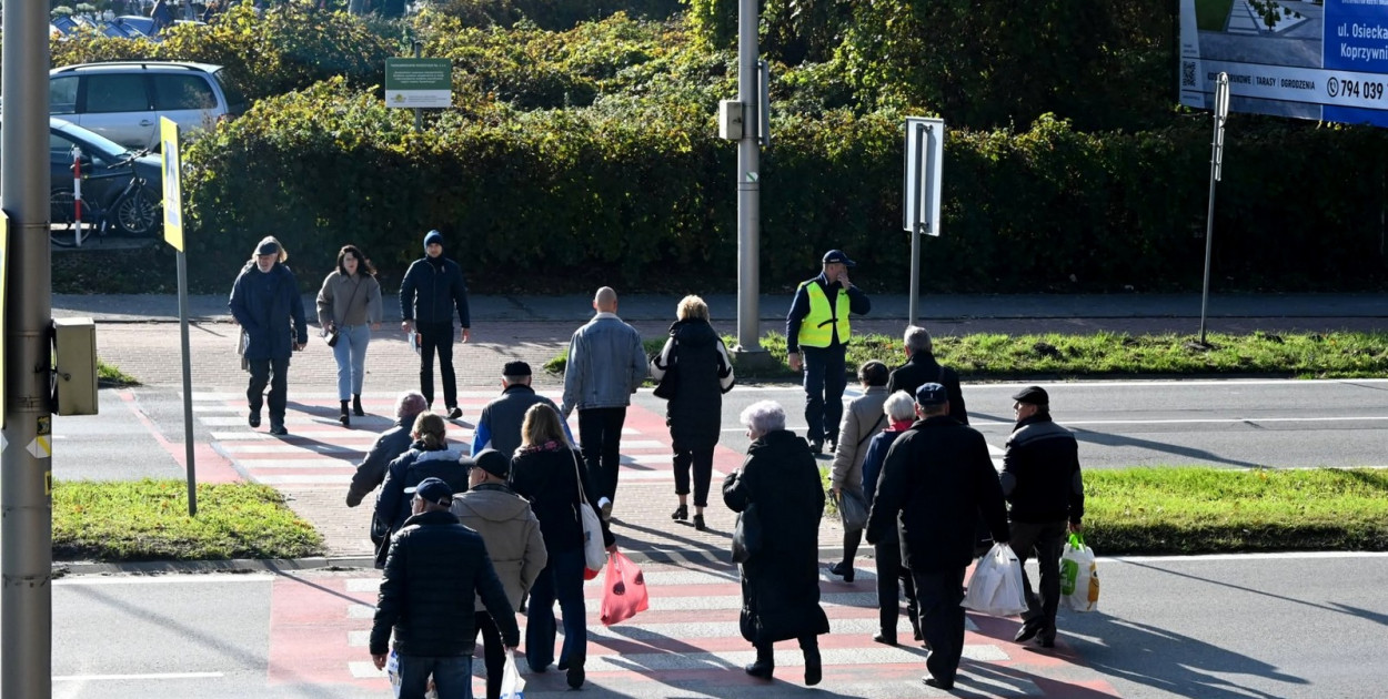 Bezpiecznie przy cmentarzach w Tarnobrzegu