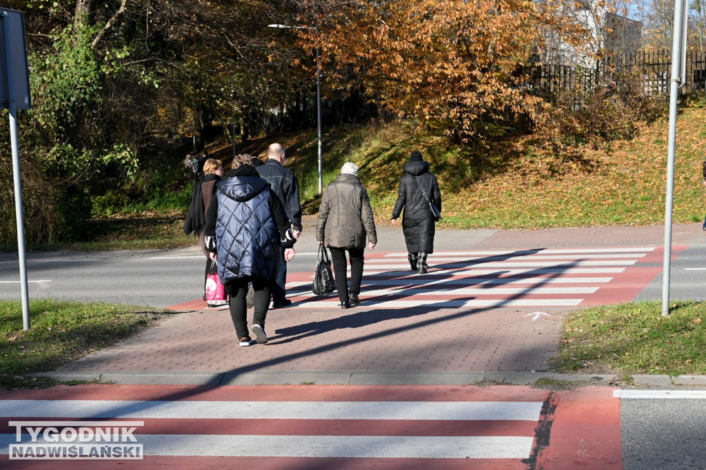 Bezpiecznie przy cmentarzach w Tarnobrzegu