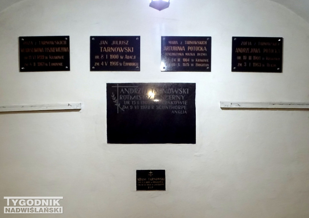 Procesja do krypty Tarnowskich w Tarnobrzegu