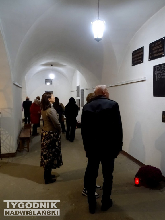 Procesja do krypty Tarnowskich w Tarnobrzegu