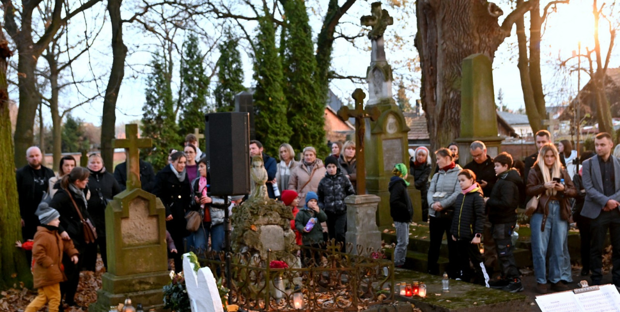Cmentarz na Piaskach i Miechocińskie Zaduszki 2025