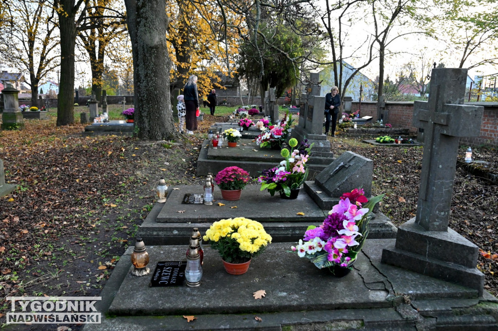Cmentarz na Piaskach i Miechocińskie Zaduszki 2025