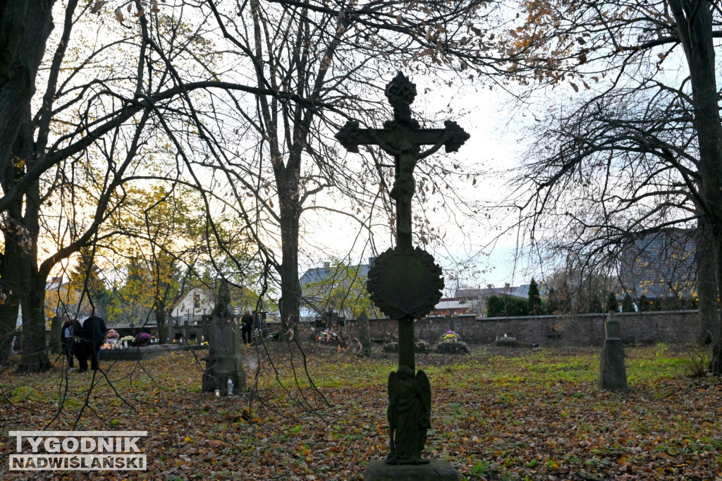 Cmentarz na Piaskach i Miechocińskie Zaduszki 2025