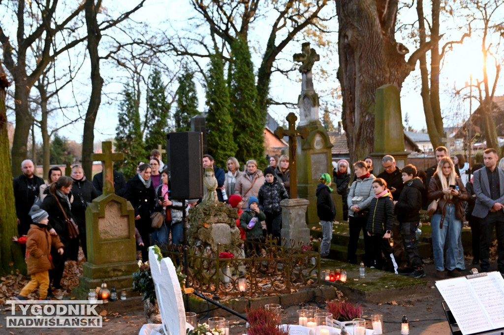 Cmentarz na Piaskach i Miechocińskie Zaduszki 2025