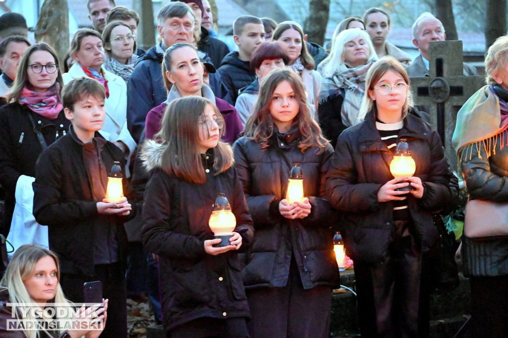 Cmentarz na Piaskach i Miechocińskie Zaduszki 2025