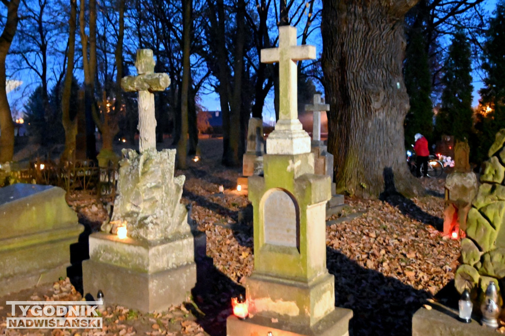 Cmentarz na Piaskach i Miechocińskie Zaduszki 2025