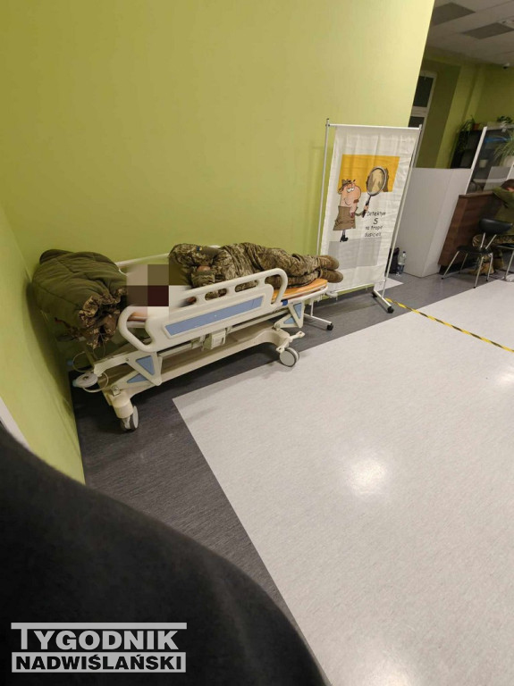 Żołnierze z Ukrainy w szpitalu w Stalowej Woli