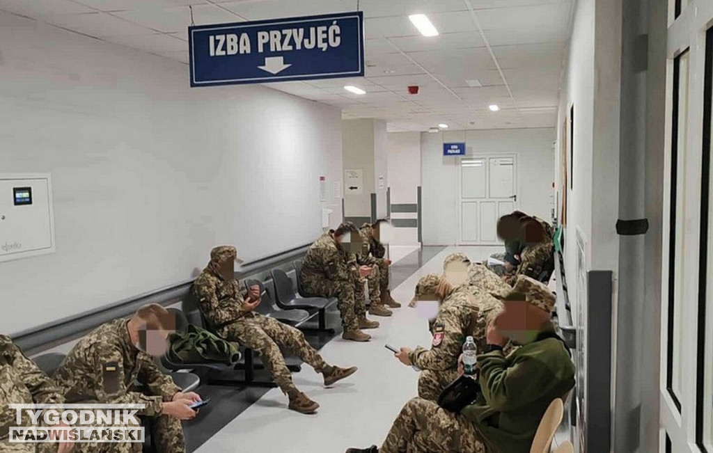 Żołnierze z Ukrainy w szpitalu w Stalowej Woli