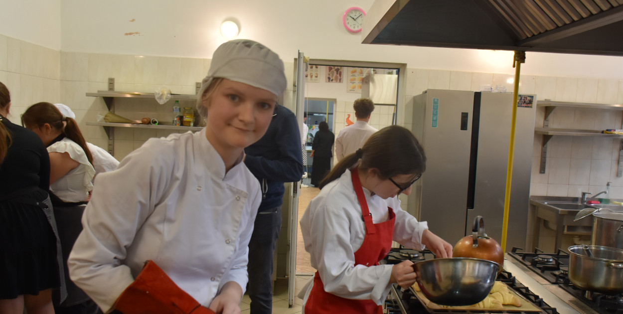 Warsztaty kulinarne w ZSGiH w Sandomierzu