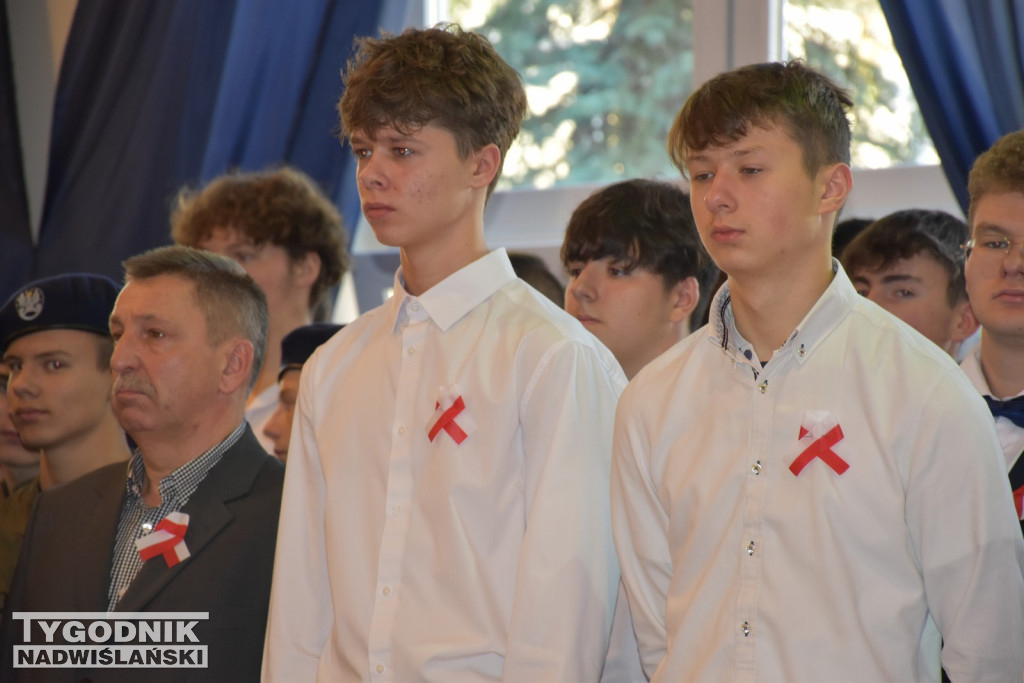 Ślubowanie klas pierwszych w ZSz w Staszowie