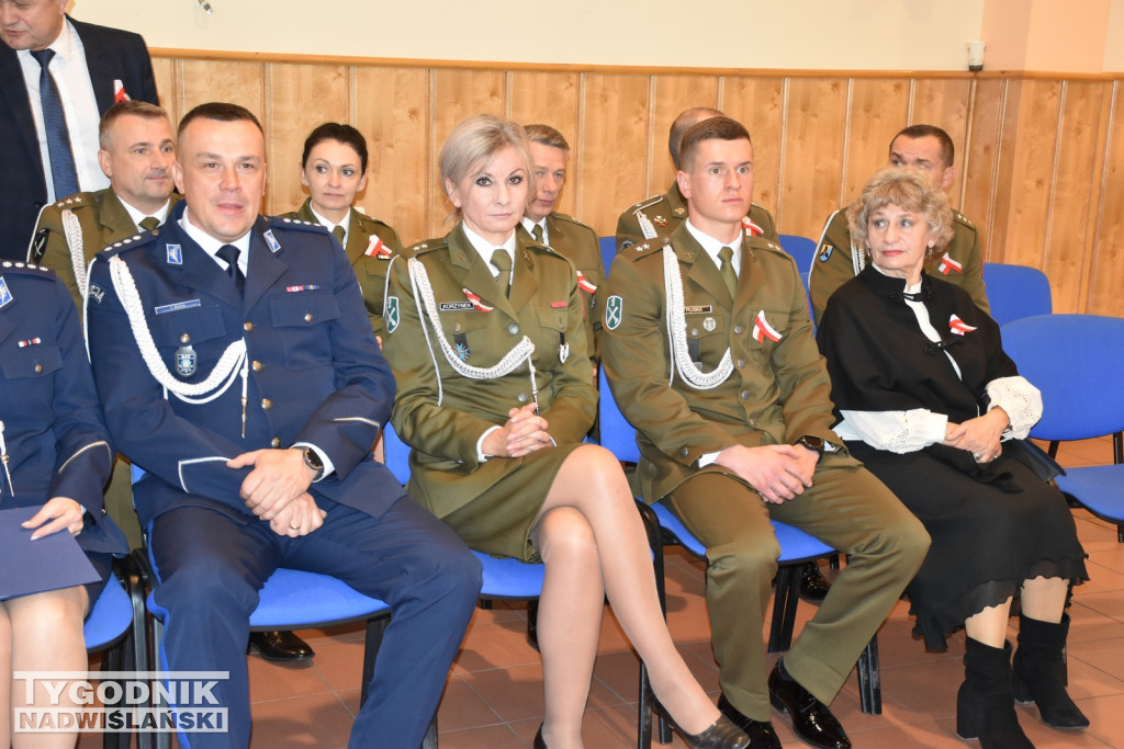 Ślubowanie klas pierwszych w ZSz w Staszowie