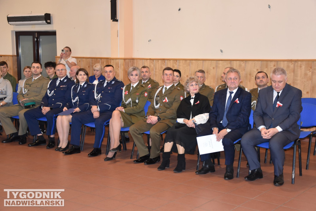 Ślubowanie klas pierwszych w ZSz w Staszowie