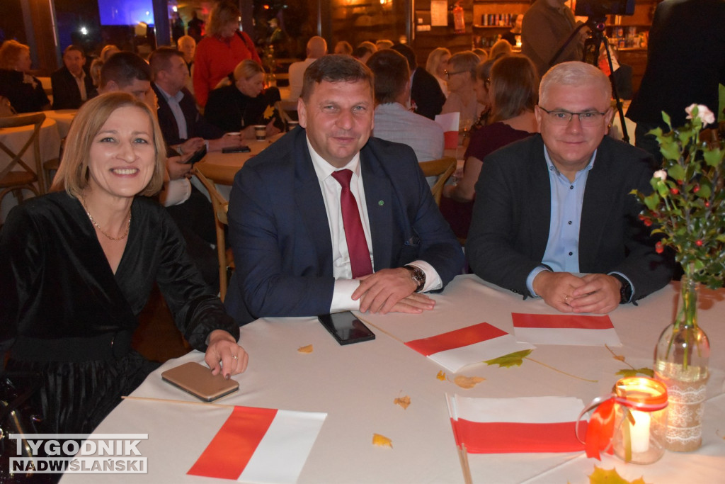 Piknik Patriotyczny w Dworze na Wichrowym Wzgórzu