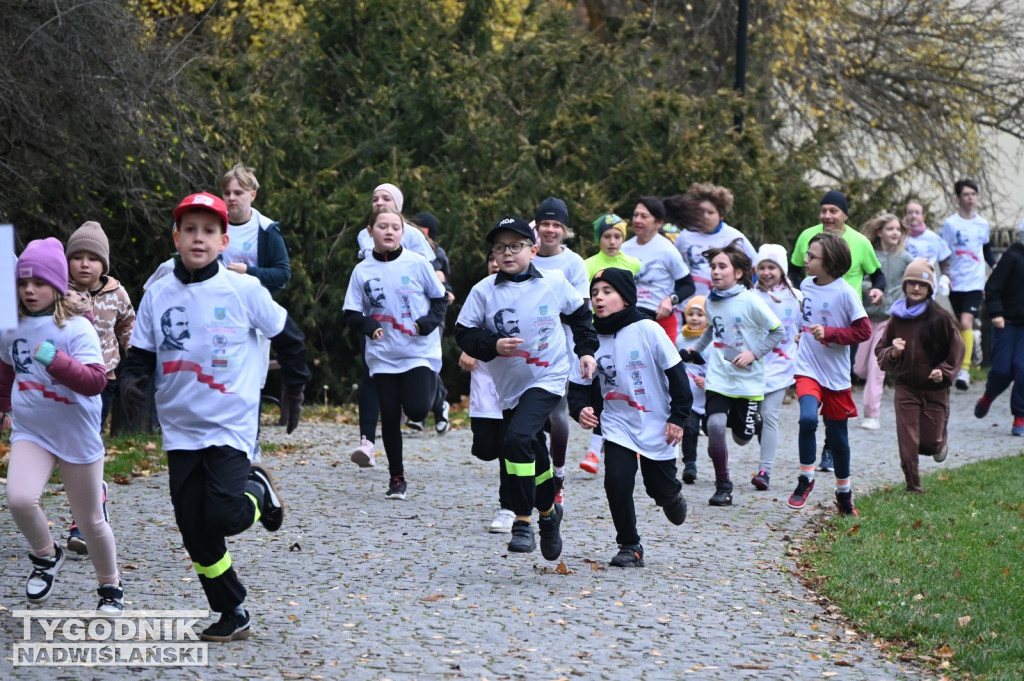Bieg Dzieci dla Niepodległej 2025 w Tarnobrzegu