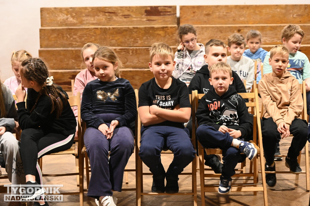 Kampania „Babciu, Dziadku – nie daj się oszustom!”