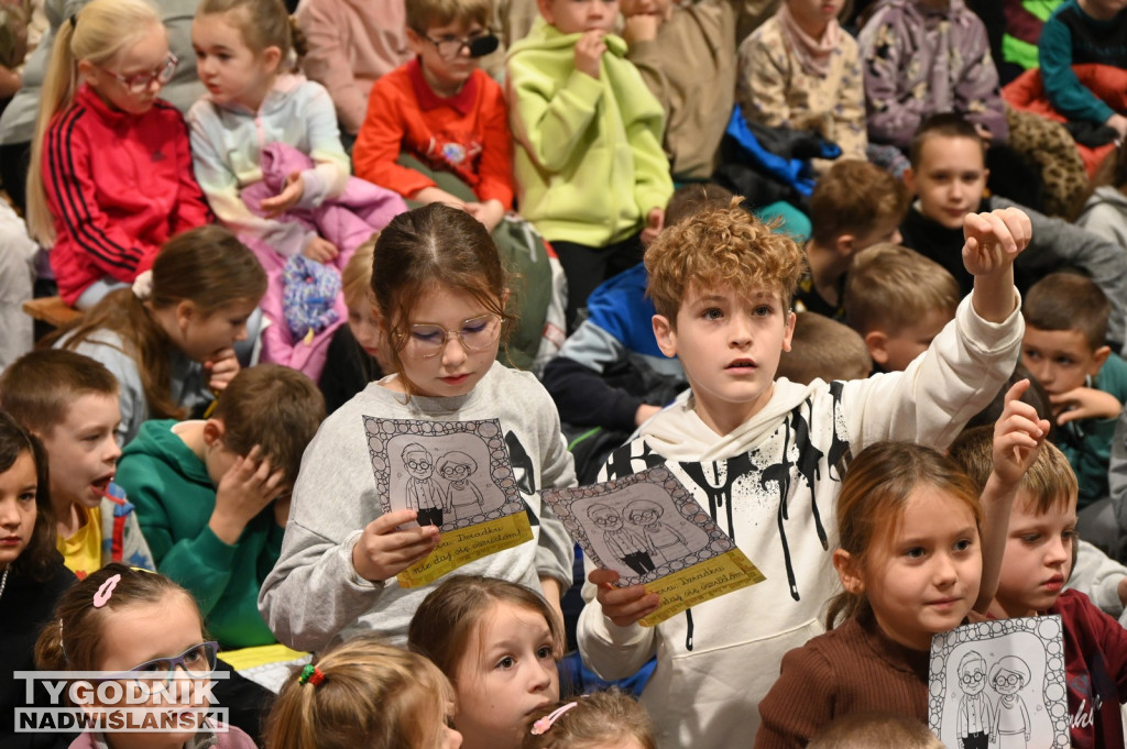 Kampania „Babciu, Dziadku – nie daj się oszustom!”