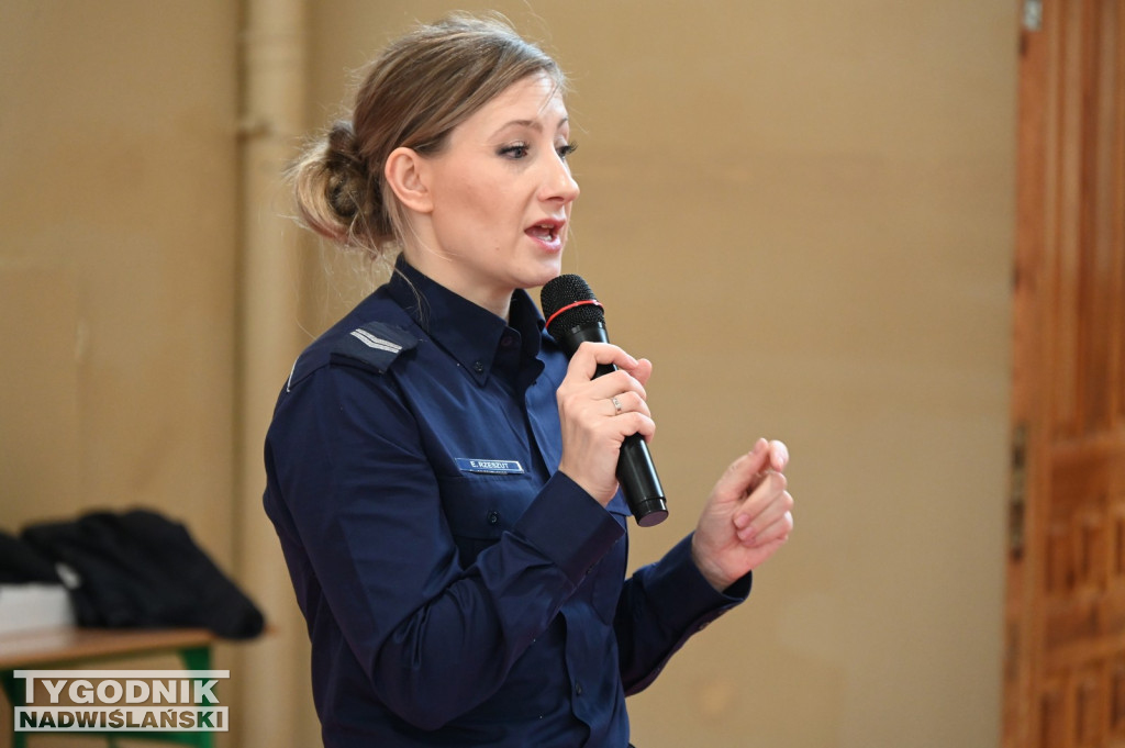 Kampania „Babciu, Dziadku – nie daj się oszustom!”