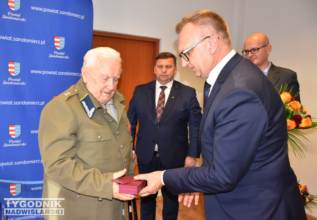 Odznaczenie Kazimierza Morgasia