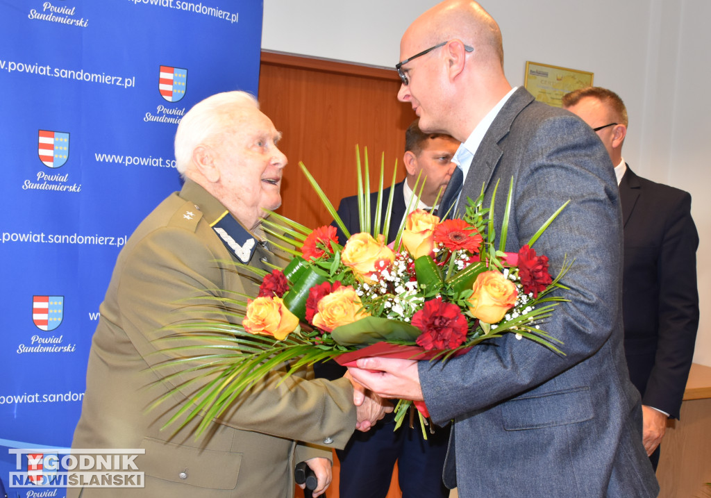 Odznaczenie Kazimierza Morgasia