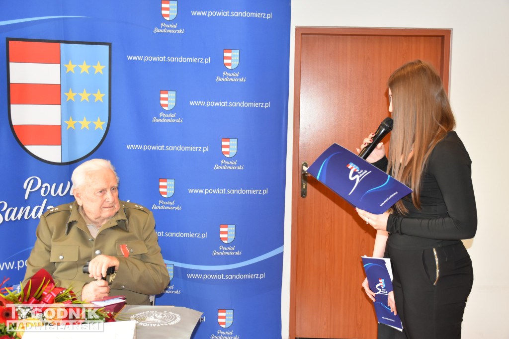 Odznaczenie Kazimierza Morgasia