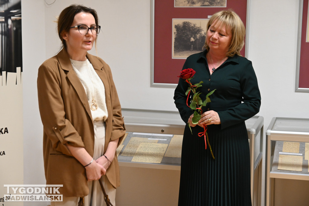 W Tarnobrzegu otwarto wystawę poświęconą M. Marczakowi