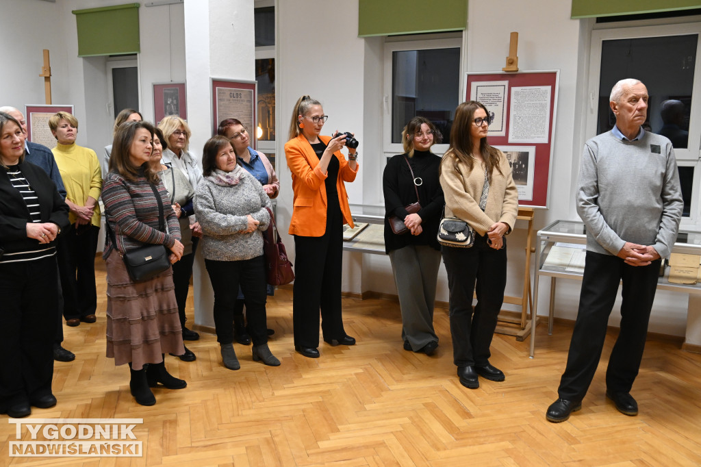 W Tarnobrzegu otwarto wystawę poświęconą M. Marczakowi
