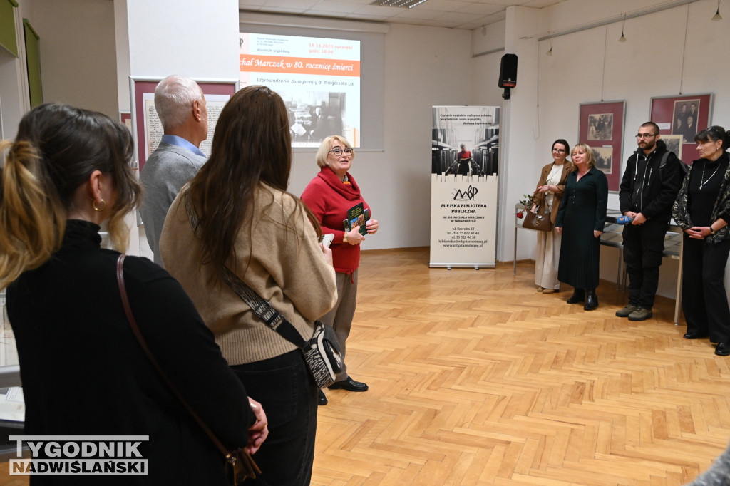 W Tarnobrzegu otwarto wystawę poświęconą M. Marczakowi