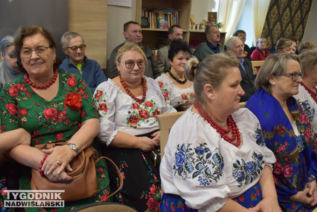 Moc małych społeczności w Łoniowie