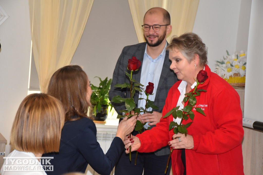 Moc małych społeczności w Łoniowie