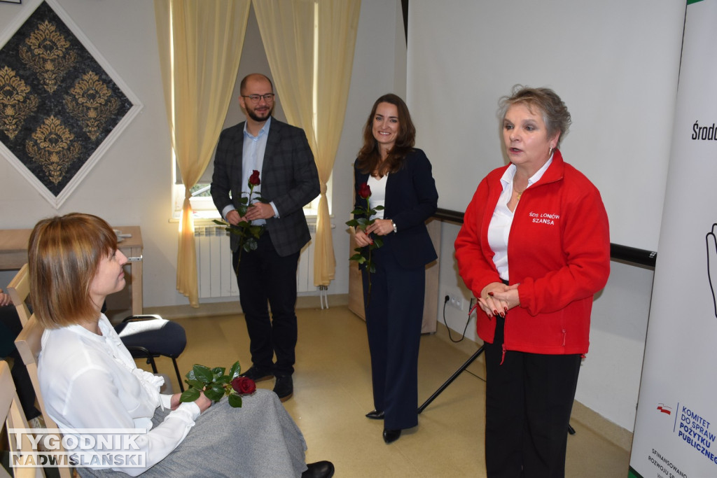 Moc małych społeczności w Łoniowie