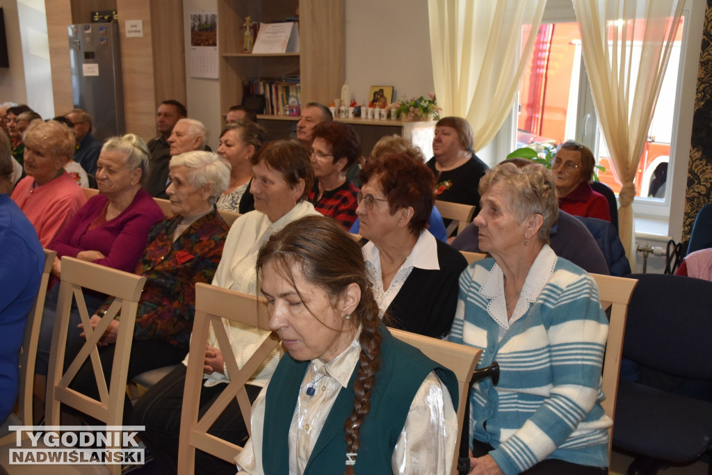 Moc małych społeczności w Łoniowie