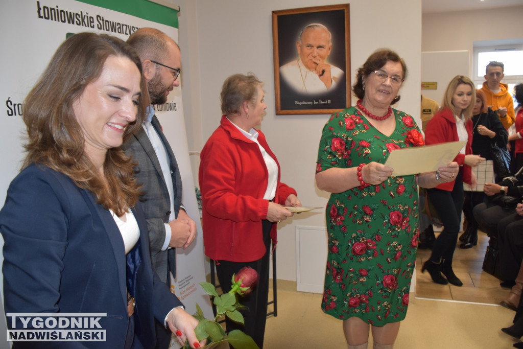 Moc małych społeczności w Łoniowie