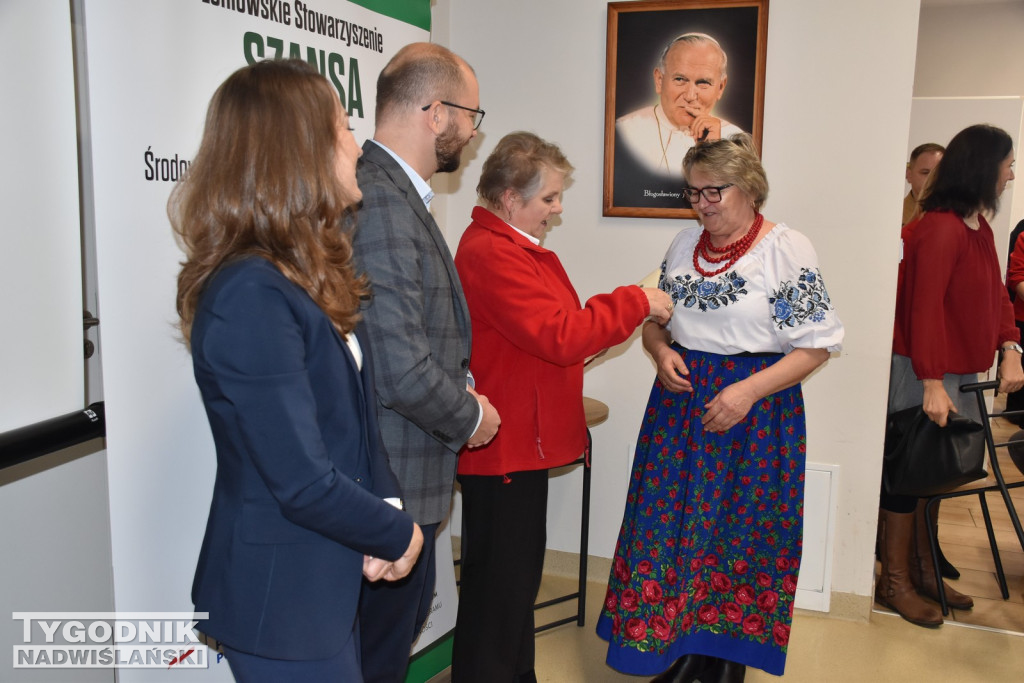 Moc małych społeczności w Łoniowie