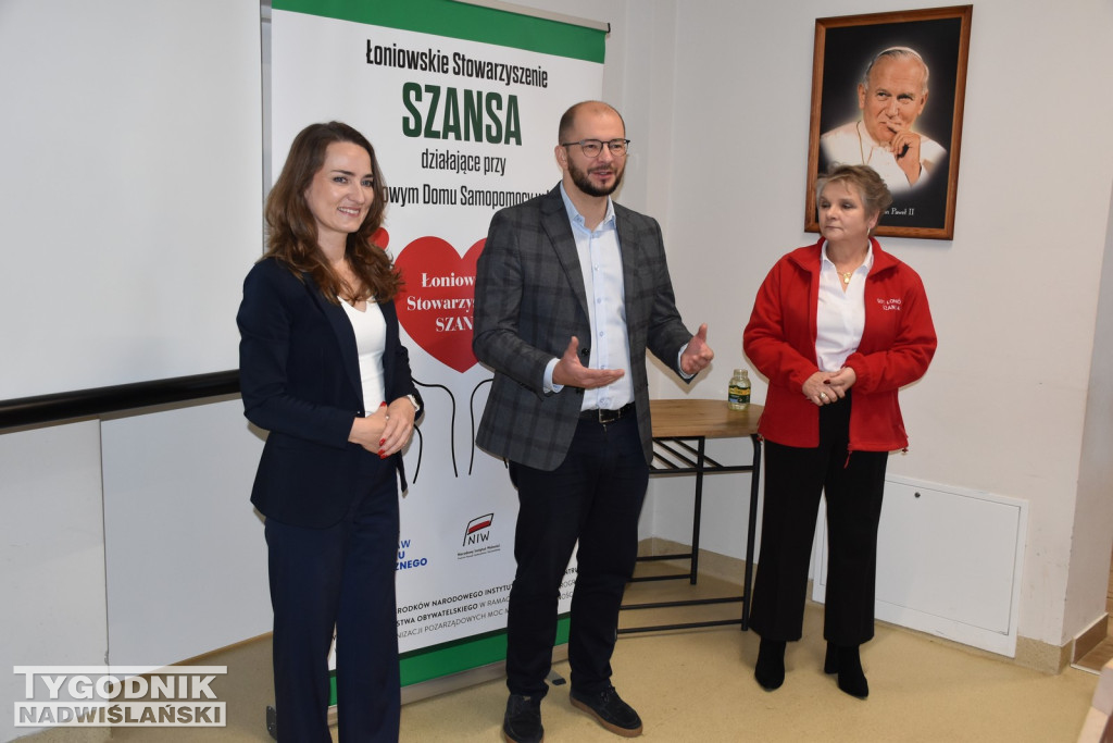 Moc małych społeczności w Łoniowie