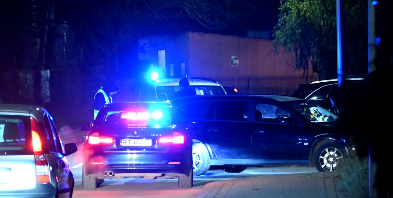 Opel Vectra wjechał w Mercedesa na ulicy Warszawskiej