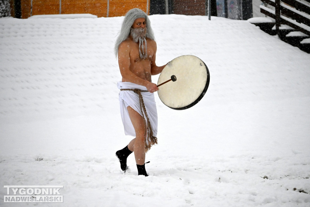 Śnieżne Jezioro Aniołów nad Jeziorem Tarnobrzeskim