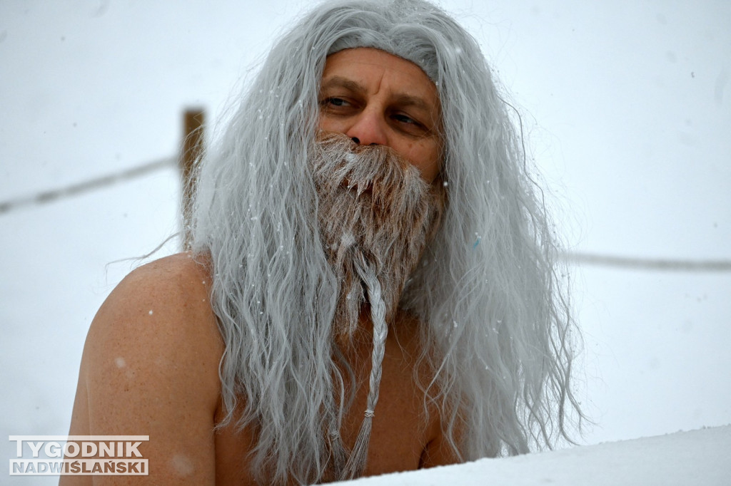 Śnieżne Jezioro Aniołów nad Jeziorem Tarnobrzeskim