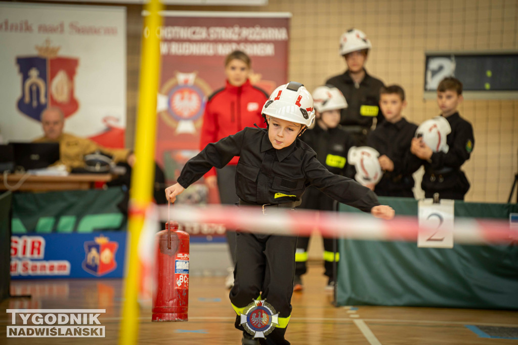 I Halowe Zawody MDP w Rudniku nad Sanem