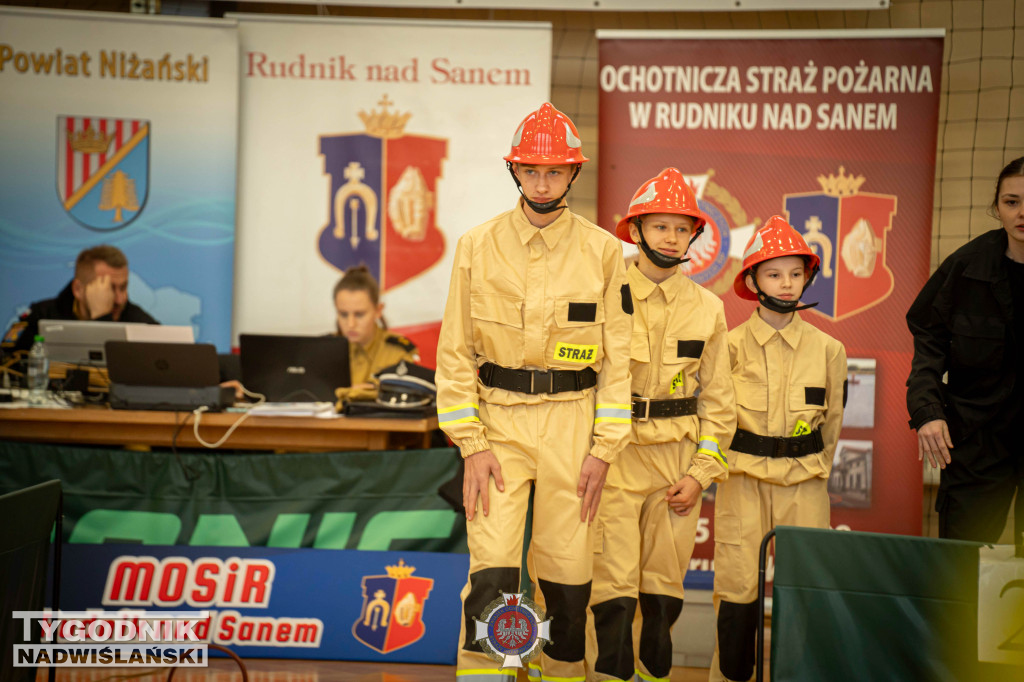 I Halowe Zawody MDP w Rudniku nad Sanem