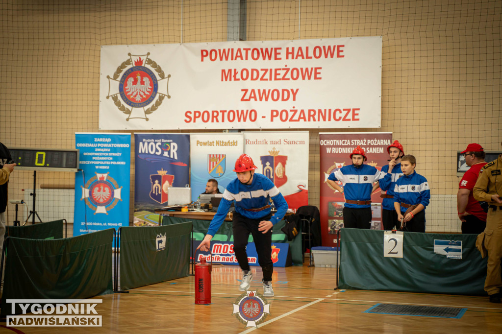 I Halowe Zawody MDP w Rudniku nad Sanem