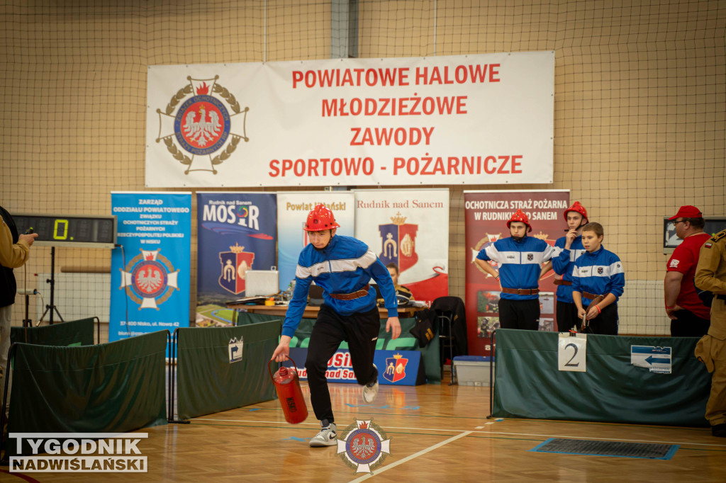 I Halowe Zawody MDP w Rudniku nad Sanem