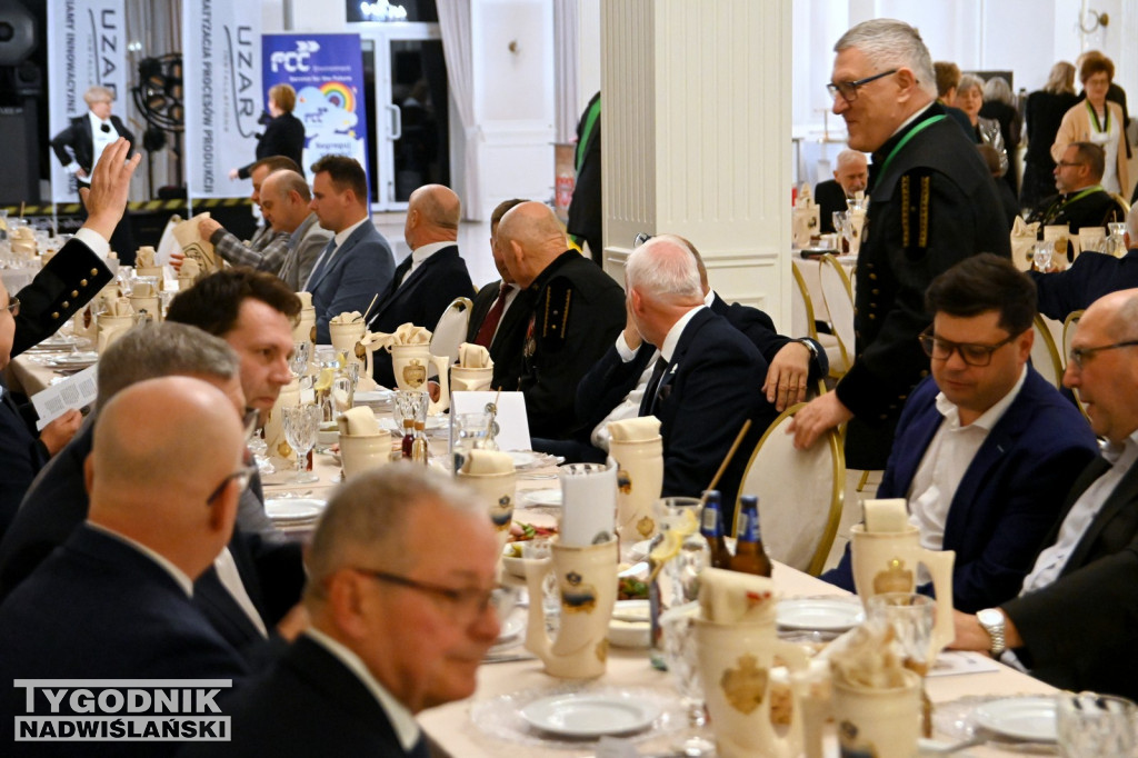 Piwna biesiada siarkowych górników w Tarnobrzegu