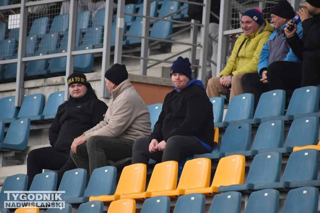 Zdjęcia z trybun z meczu Siarka - Świdniczanka