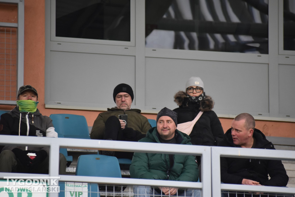 Zdjęcia z trybun z meczu Siarka - Świdniczanka