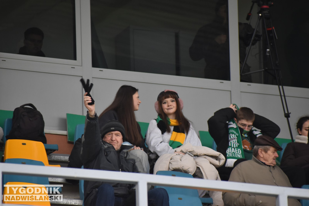 Zdjęcia z trybun z meczu Siarka - Świdniczanka