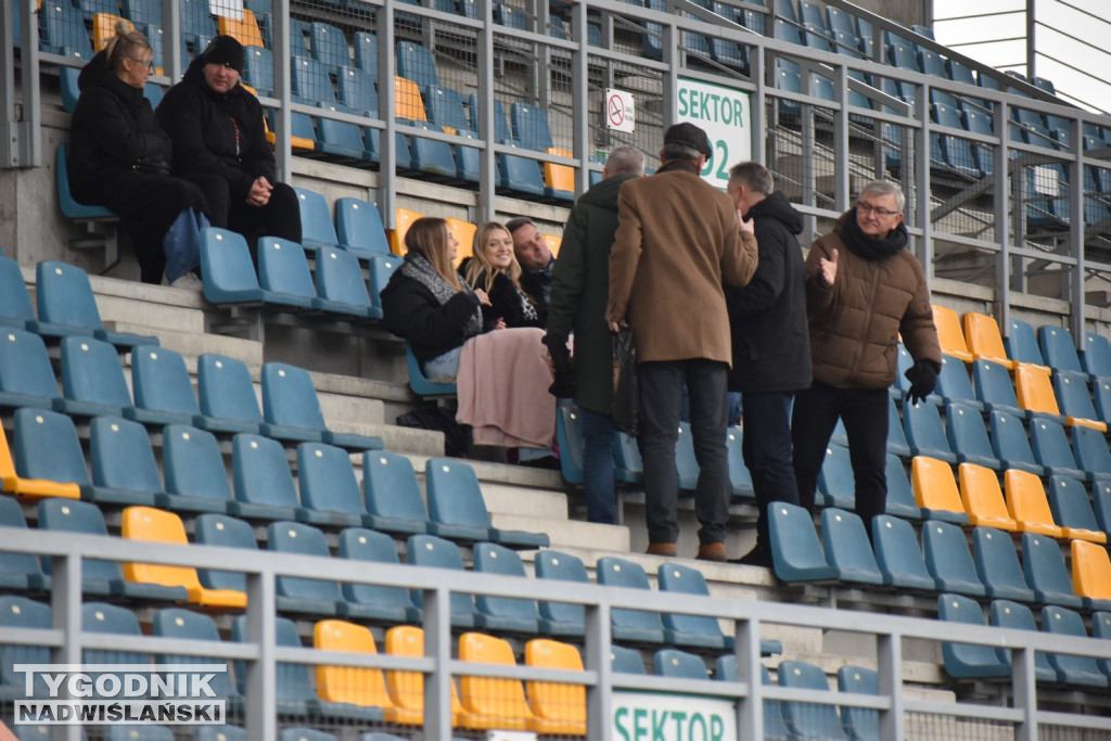 Zdjęcia z trybun z meczu Siarka - Świdniczanka