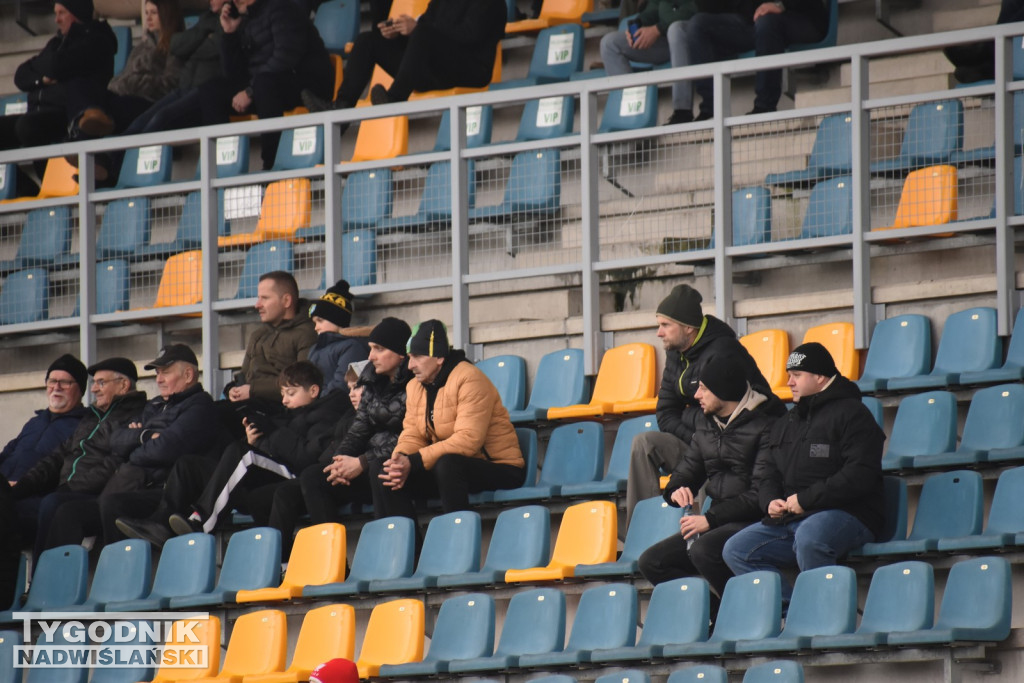 Zdjęcia z trybun z meczu Siarka - Świdniczanka