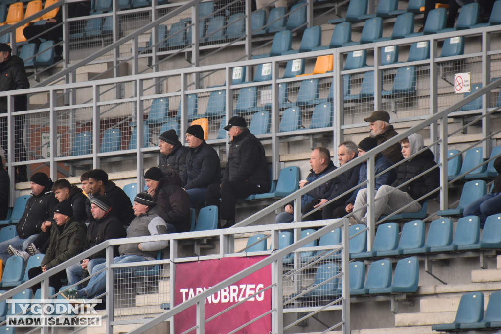 Zdjęcia z trybun z meczu Siarka - Świdniczanka
