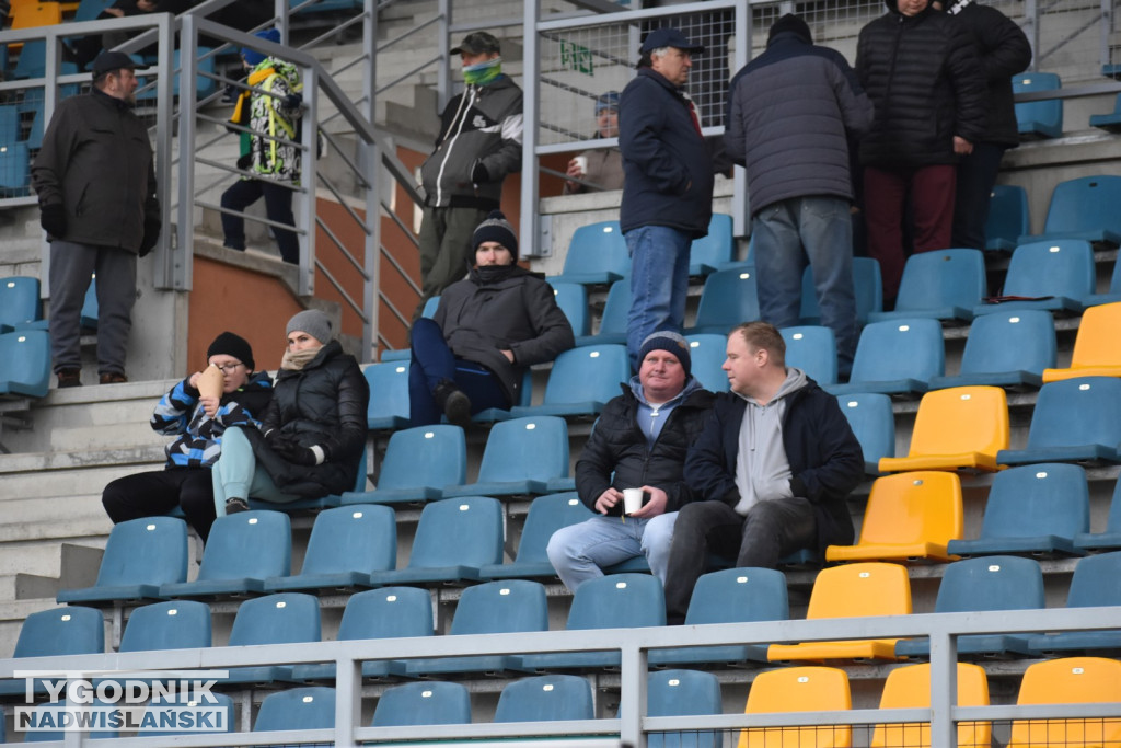 Zdjęcia z trybun z meczu Siarka - Świdniczanka