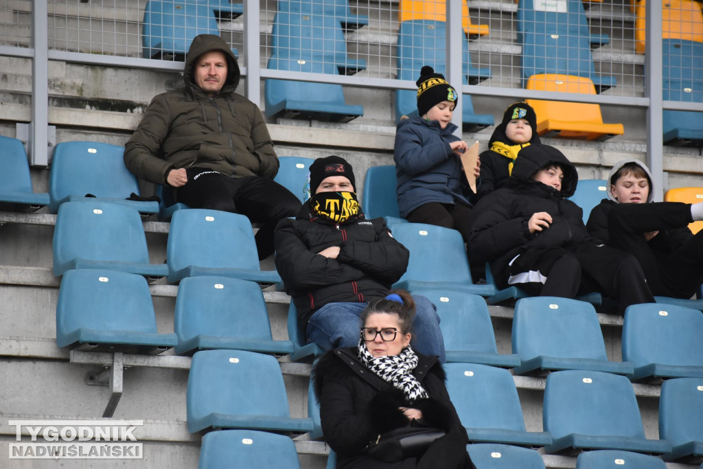 Zdjęcia z trybun z meczu Siarka - Świdniczanka